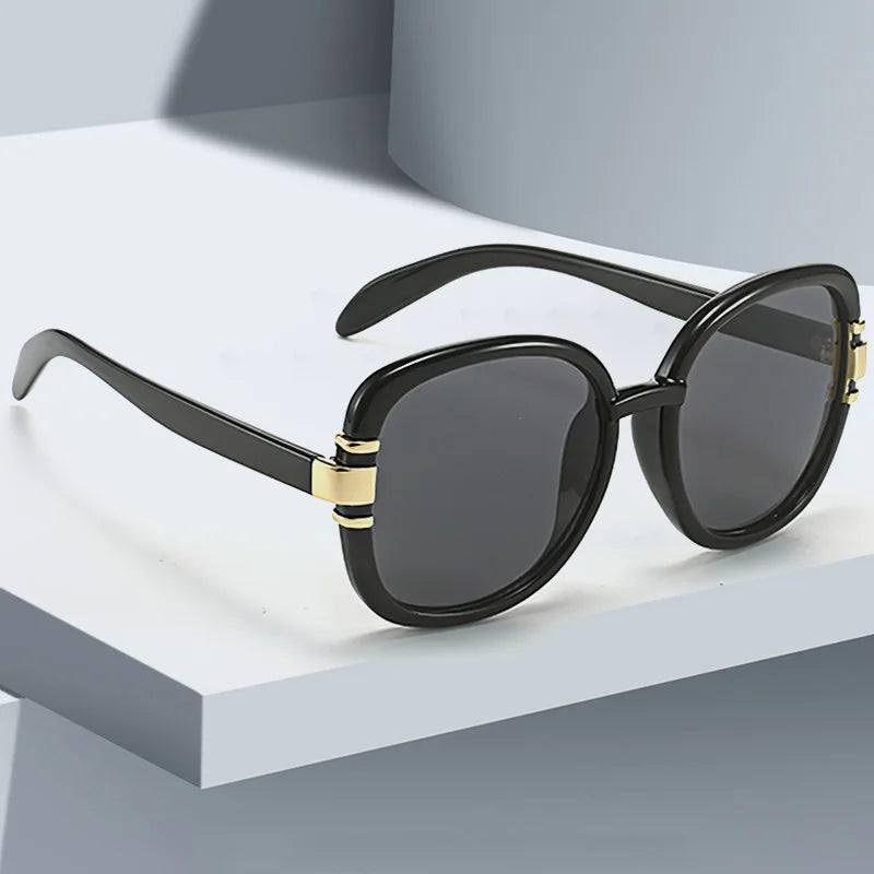 Women's Gradient Sunglasses – Transparent Plastic Frame UV400 | Multiple Colors