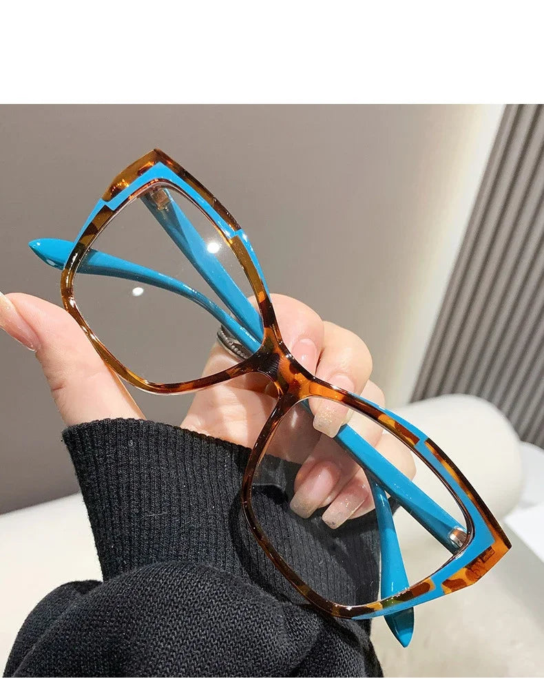 Sheek Spectacle Cat Eye Frames