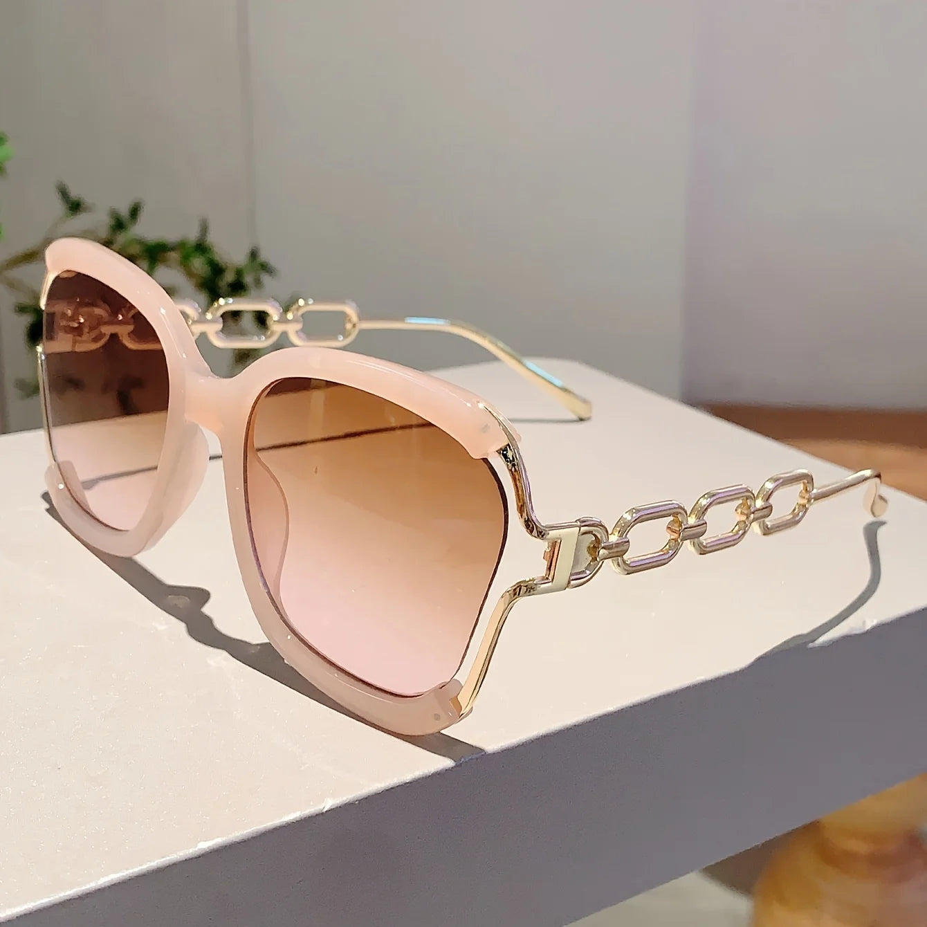 Square Fashion Specs - Detachable Chain Faux Magnifiers