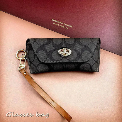 Retro Sunglasses Case with Gold Pendant – Soft Shell Eyeglass Bag