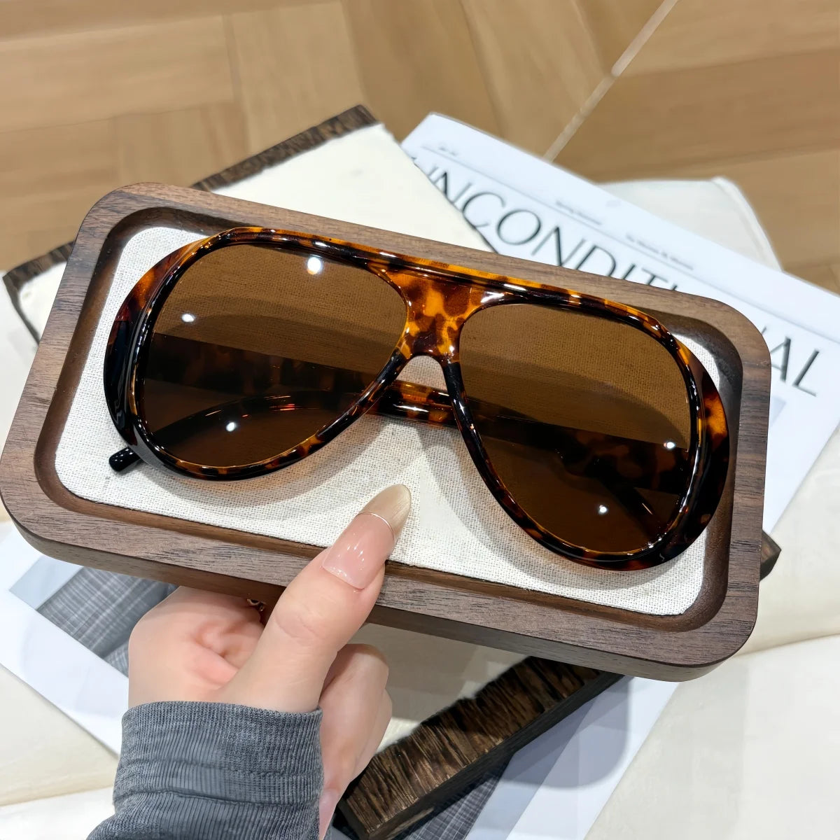Chromatic Edge Sunglasses – Bold Polygonal Frames with UV400 Protection