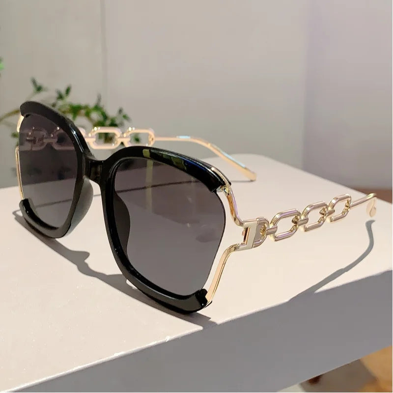 Square Fashion Specs - Detachable Chain Faux Magnifiers