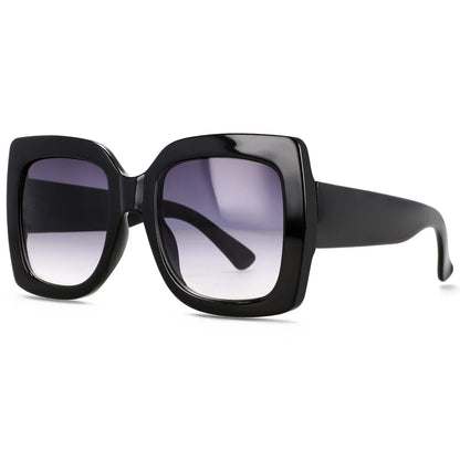 Retro Oversized Square Sunglasses for Women – UV400 Big Frame Fashion Eyewear in Trending Styles