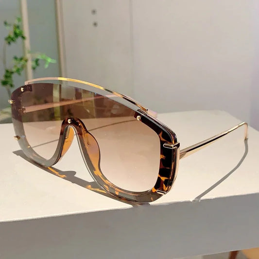 Fashion Metal Design Sunglasses