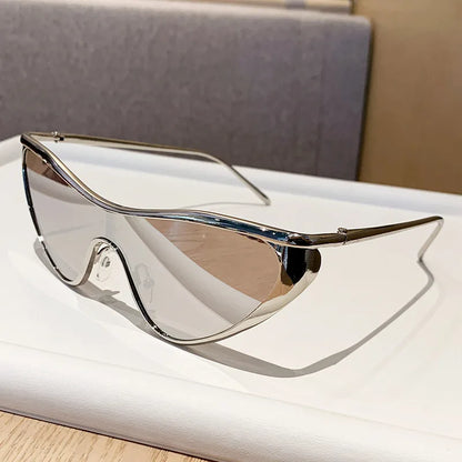 New Large Frame Cat Eye Sunglasses Women Design metal Fashion Sun Glasses Outdoor Driving Lady Eyewear UV400 Gafas De Sol
