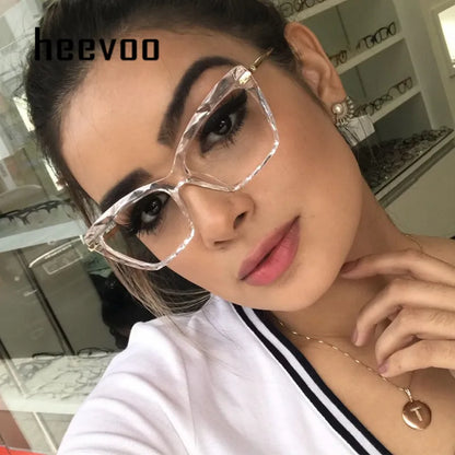 Square Fashion Specs - Trendy Cat Eye Magnifiers for Women