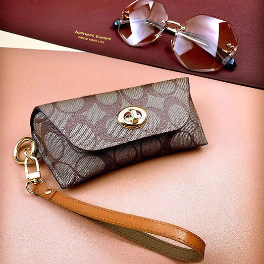 Retro Sunglasses Case with Gold Pendant – Soft Shell Eyeglass Bag