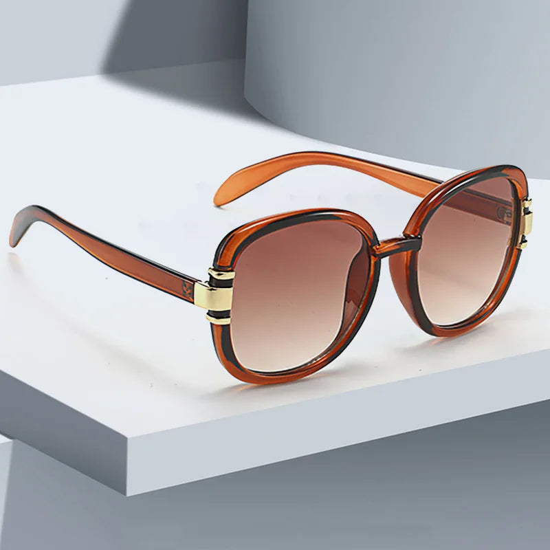 Women's Gradient Sunglasses – Transparent Plastic Frame UV400 | Multiple Colors